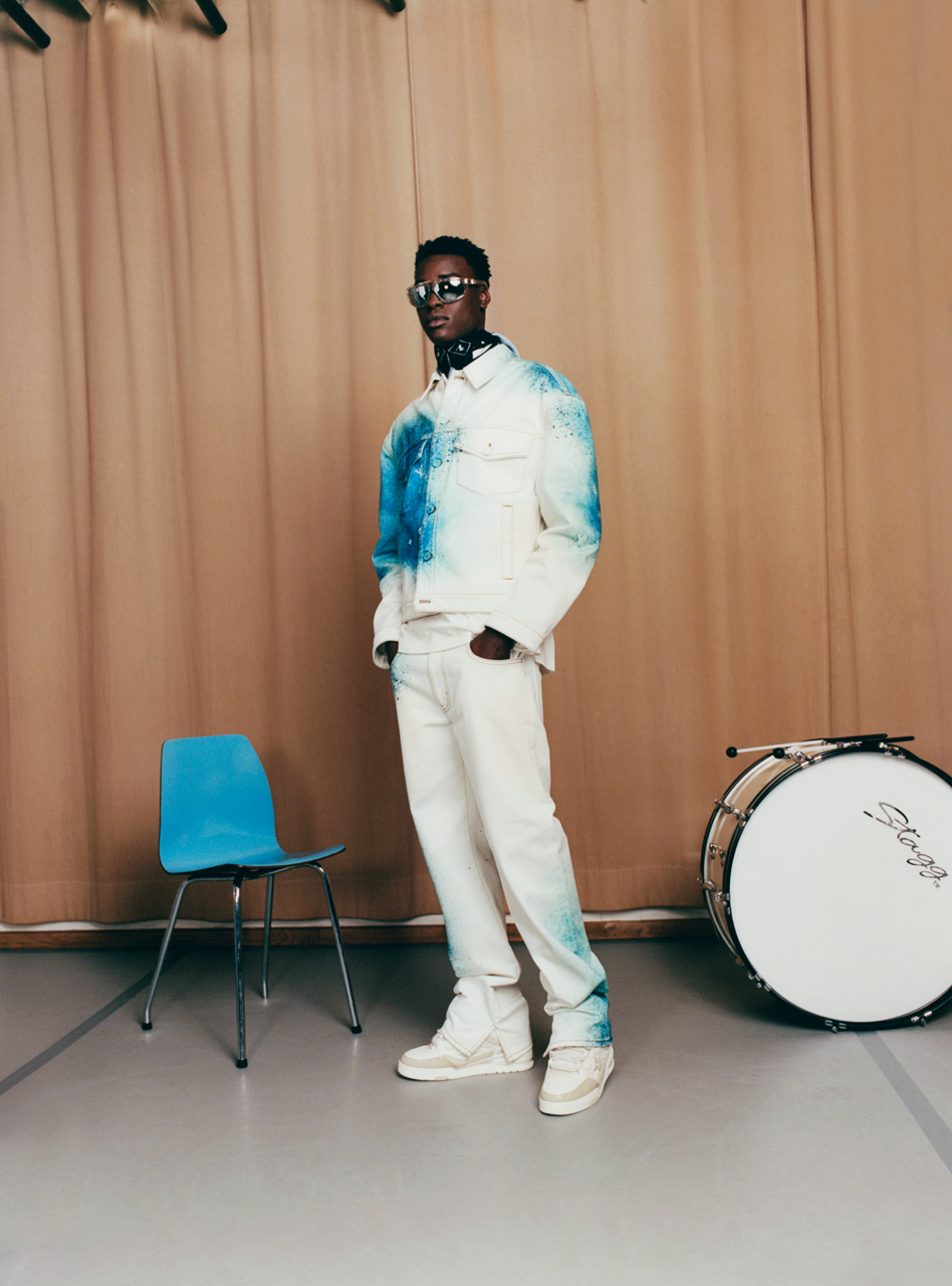 Louis-Vuitton-Pre-Spring-2023-Collection-16