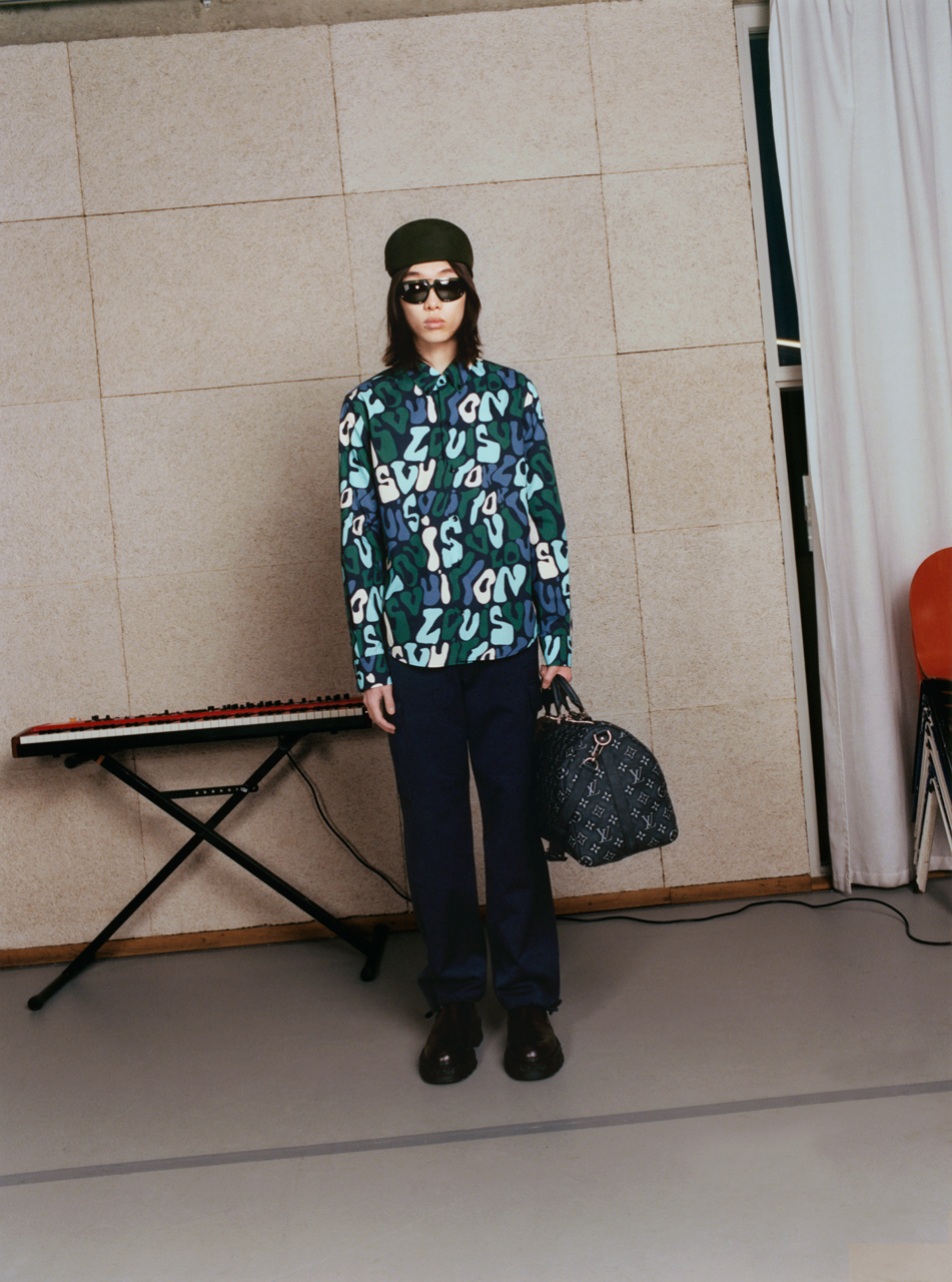 Louis-Vuitton-Pre-Spring-2023-Collection-17
