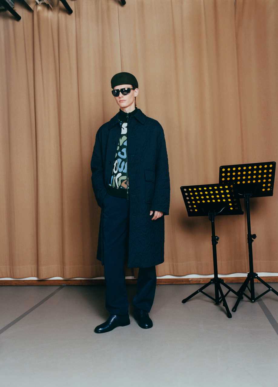 Louis-Vuitton-Pre-Spring-2023-Collection-18