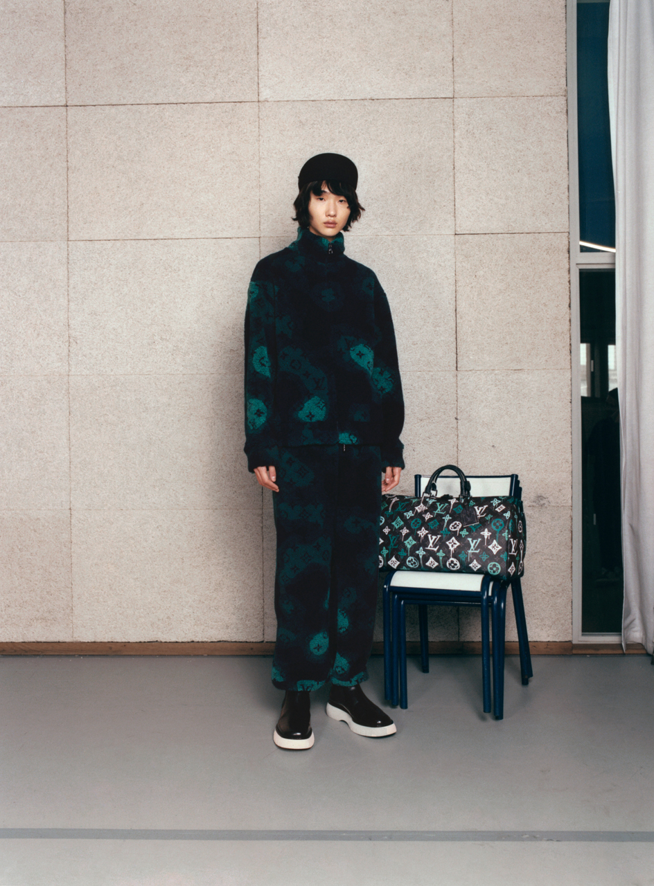 Louis-Vuitton-Pre-Spring-2023-Collection-19